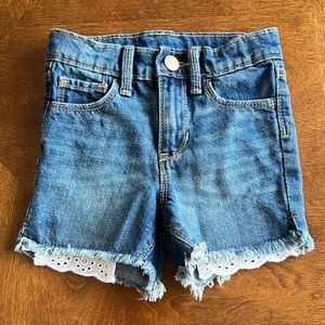 Jean shorts | toddler girl | size 3T